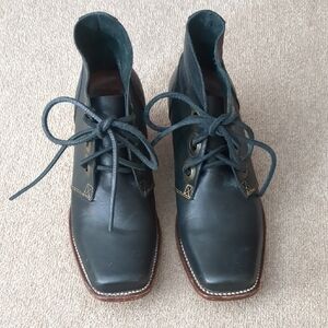 John Fluevog Black Leather Chukka Boots with Brown Welt